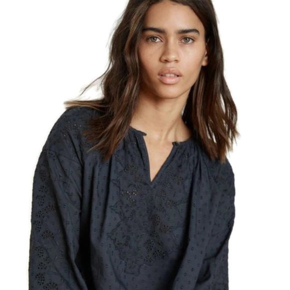 Velvet by Graham & Spencer Blue Eyelet Long Sleeve Peasant Top Womens XS NWT - Picture 8 of 8